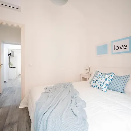 Flat 07 - New Opening-3